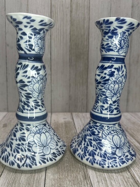 Vintage Blue and White Candlestick Holders Ceramic Floral 6.5' Tall - Set of 2 - Picture 1 of 8